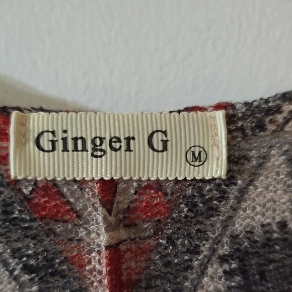 Ladies Chic‎ Tribal Print Sleeveless Top Sz M - Picture 2 of 3